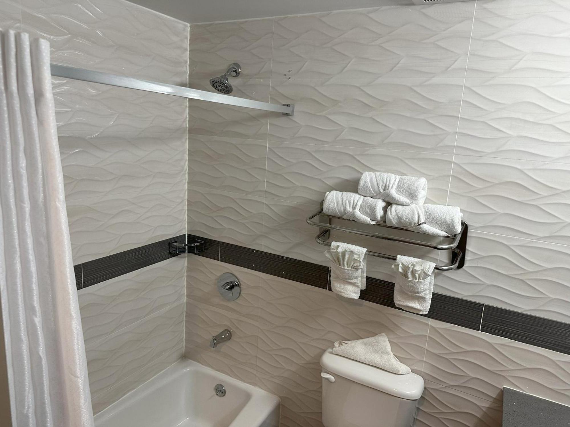 Red Roof Brooklyn - Flatbush Ave Hotel 3*